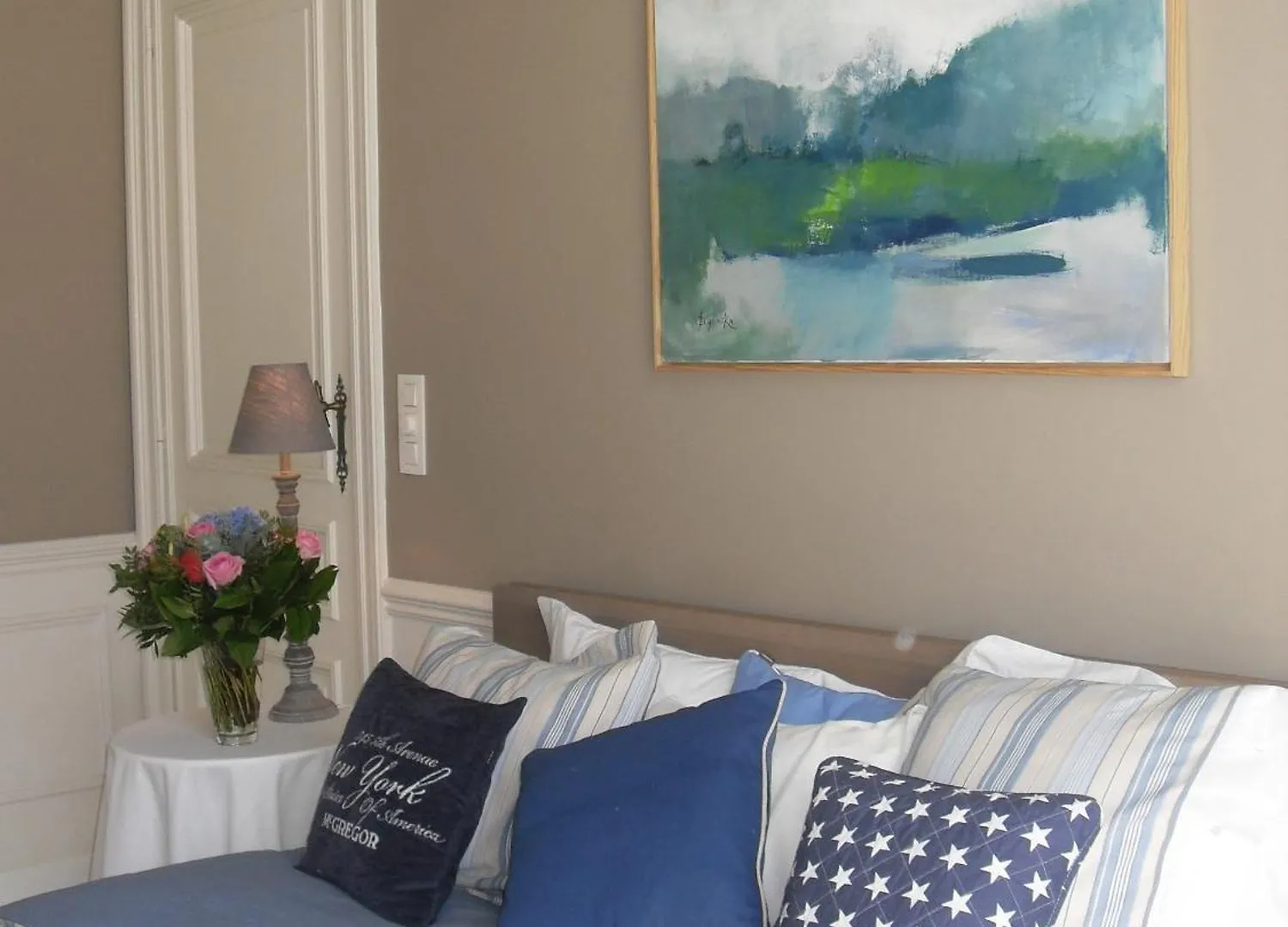B&B Le Seize Brussels Bed and Breakfast